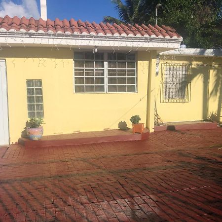 Gavidias Guest House San Lorenzo Exterior foto